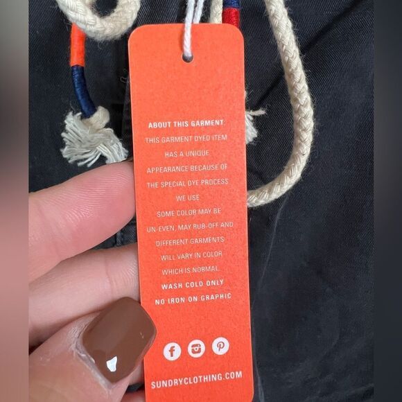 Sundry Women’s Size 24 Gray Americana Stripe Chino Raw Hem Cropped Pants NWT - Picture 7 of 10